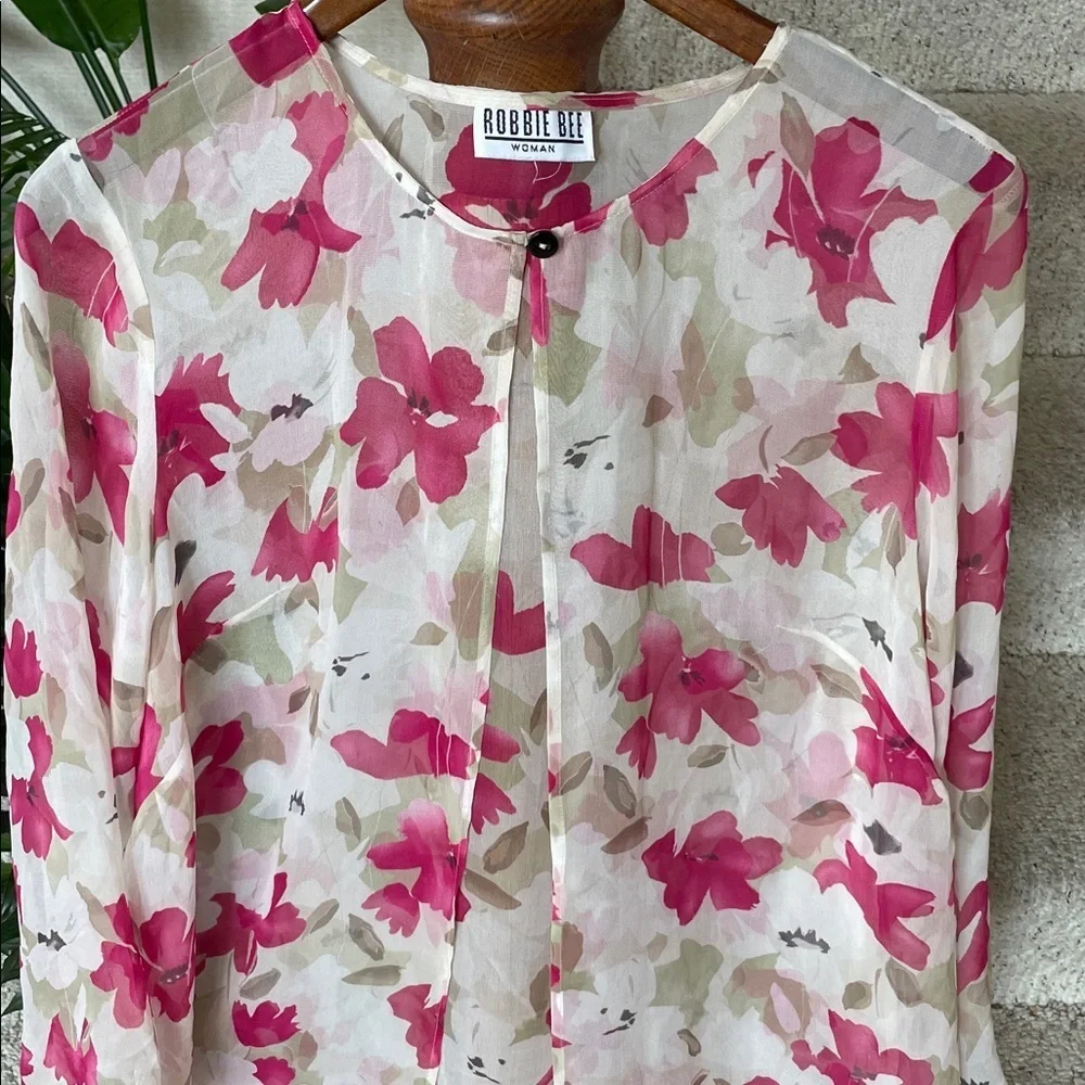 Robbie Bee Vintage 100% Silk Garden Inspired Floral Robe